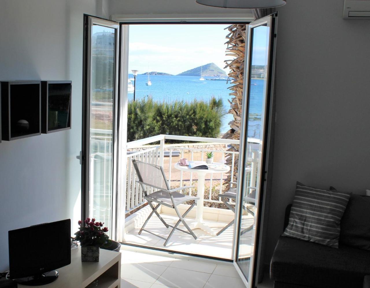 Apartments Mare Blu By The Sea. Pórto Ráfti Екстериор снимка