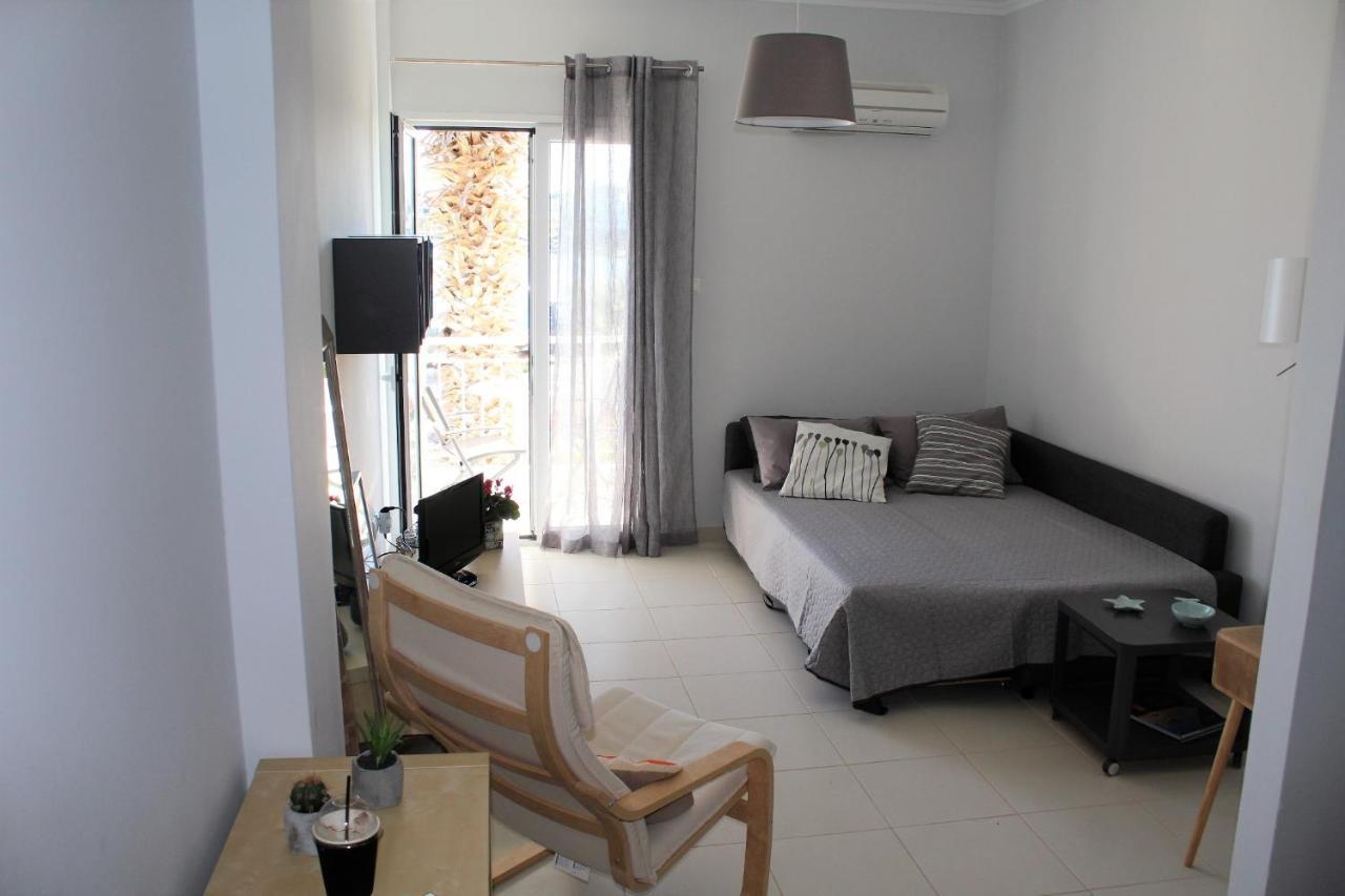Apartments Mare Blu By The Sea. Pórto Ráfti Екстериор снимка