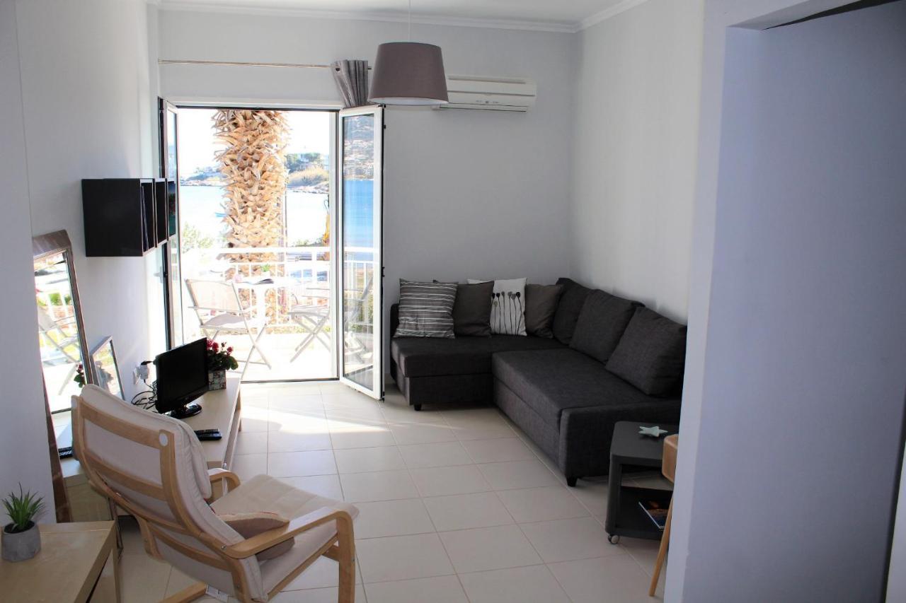 Apartments Mare Blu By The Sea. Pórto Ráfti Екстериор снимка